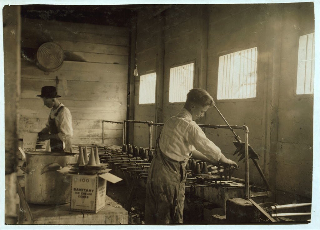 A 14-year-old boy working in an ice cream factory, Oklahoma City, 1917. - Lewis W. Hine (1874-1940) / itoldya420.getarchive.net